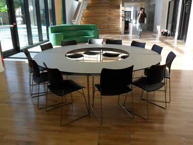 Circular meeting table
